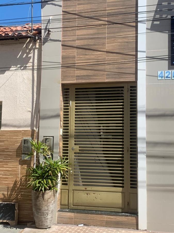 Casa Compartilhada Com Quartos Individuais Juàzeiro Exteriör bild